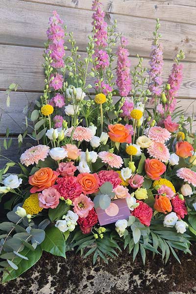tombe-fleurs-creation-la-meziere-fleuriste